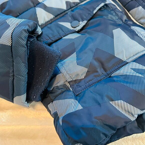 Boy’s Blue Puffer, Jacket Members Mark Size 7 - Picture 2 of 6